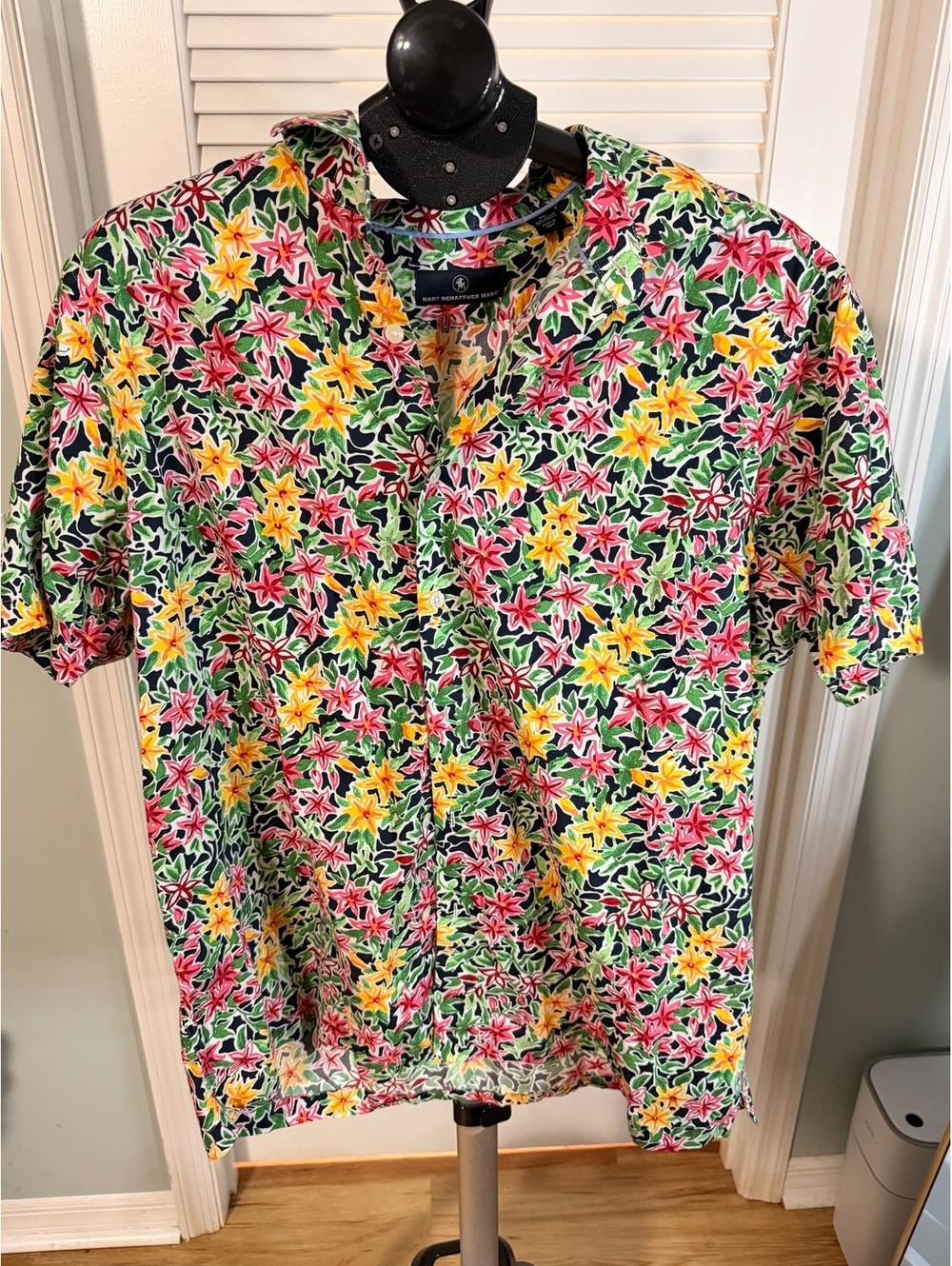 Marc Anthony floral short sleeve shirt